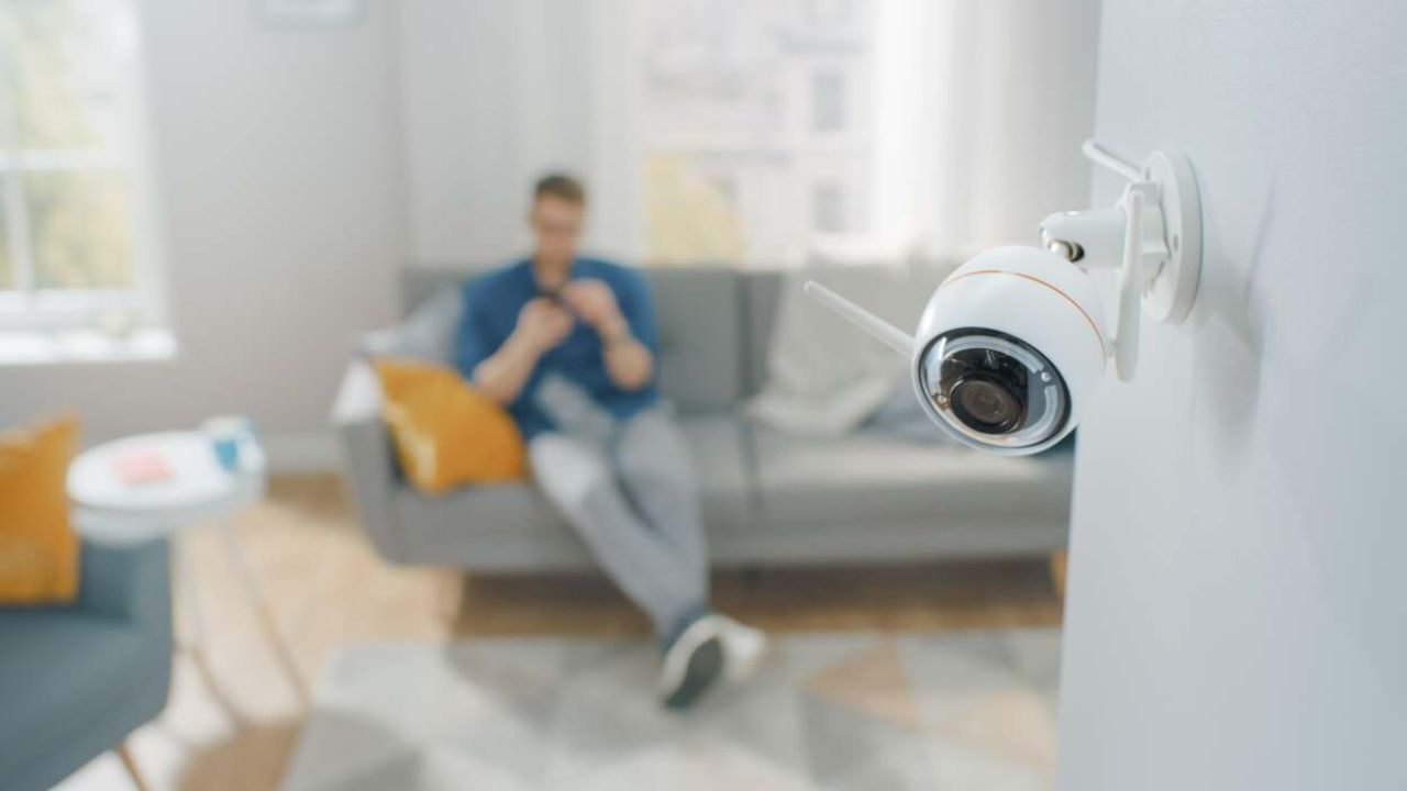 How to Secure Your Home: Safety Risk Identification by Aosu Security Cameras